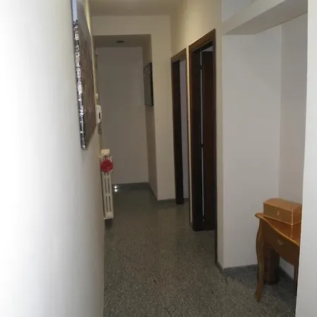 La Casa Tra Gli Olmi בית נופש