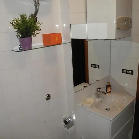 La Casa Tra Gli Olmi *
